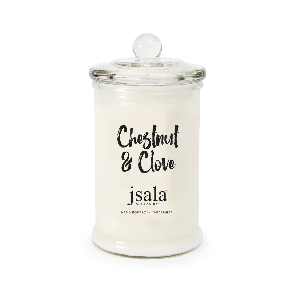 Chestnut & Clove captures the cosy feeling of quiet nights by the fire, where the scent of roasted chestnuts mingles with rich, warming spices