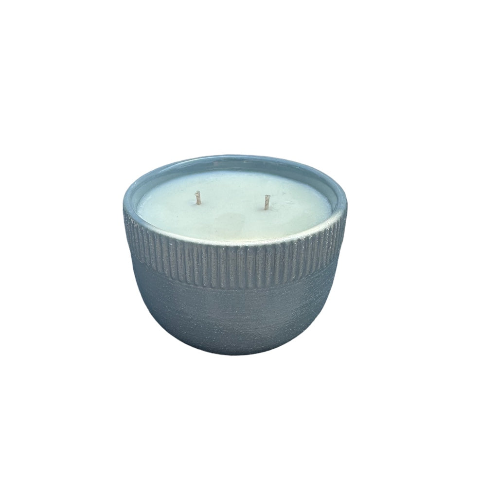 No one likes flies or mozzies when relaxing outside, light a Citronella candle and keep them at bay.