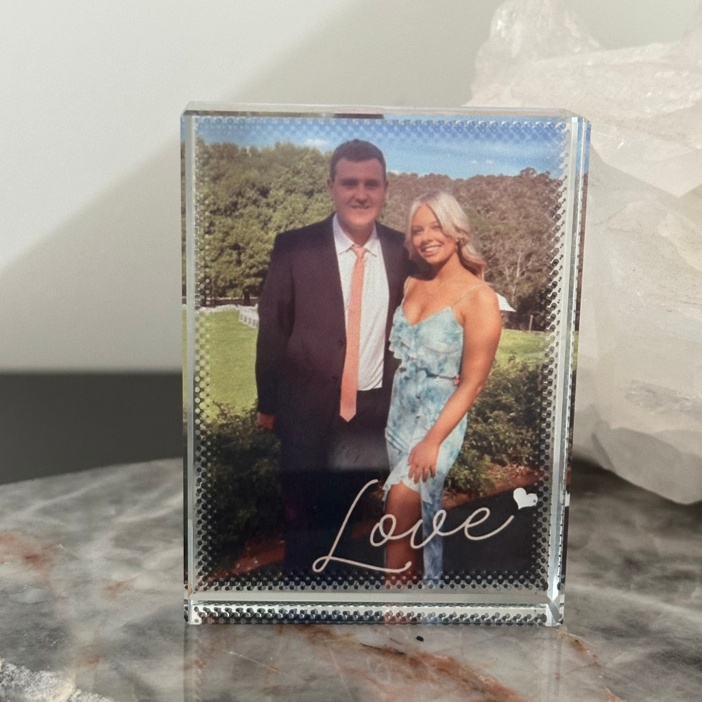 Capture your cherished moments in a our sophisticated and attention-grabbing manner with our personalised photo crystal blocks.