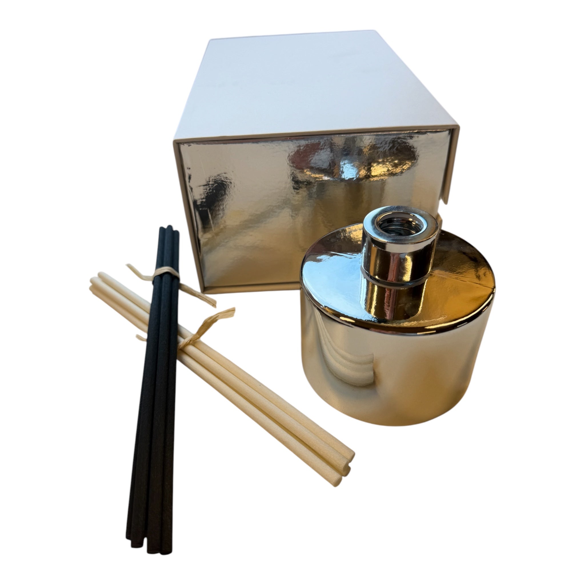 Silver diffuser set with reeds in a giftbox.